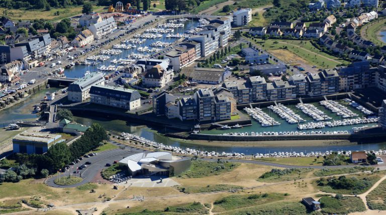 Vues aériennes de Courseulles aujourd'hui - Site officiel de la ville ...