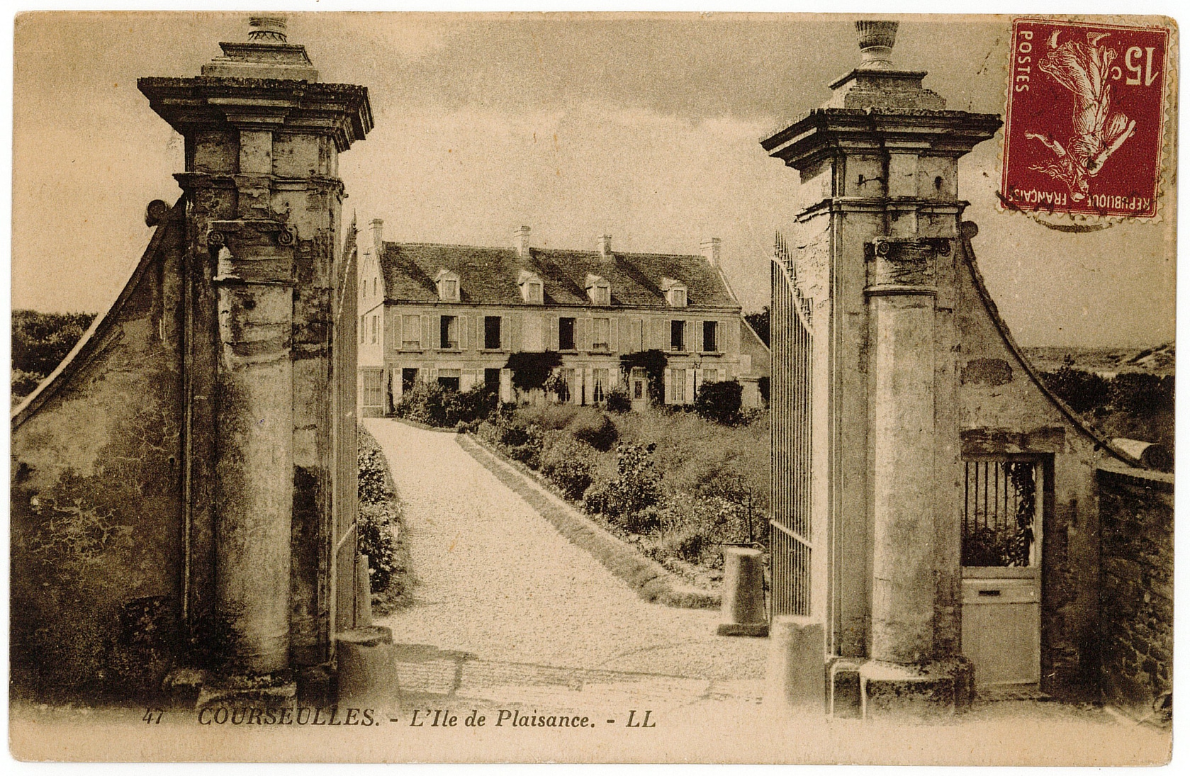 24.1 - Villa - L'île de plaisance - © Jean-Pierre Fritz