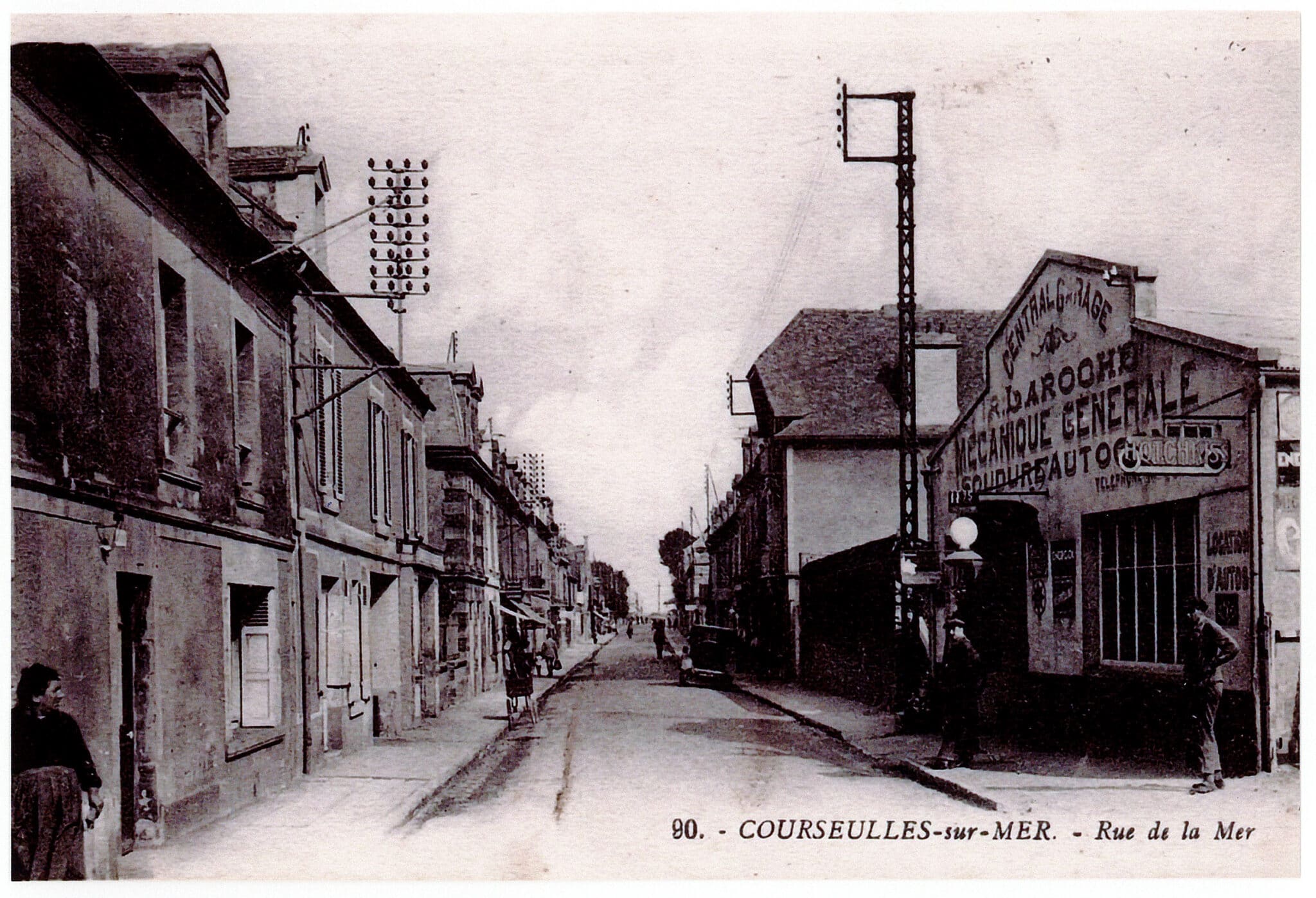 30 - rue de la Mer - Centrale Garage Mécanique générale Laroche - © Jean-Pierre Fritz