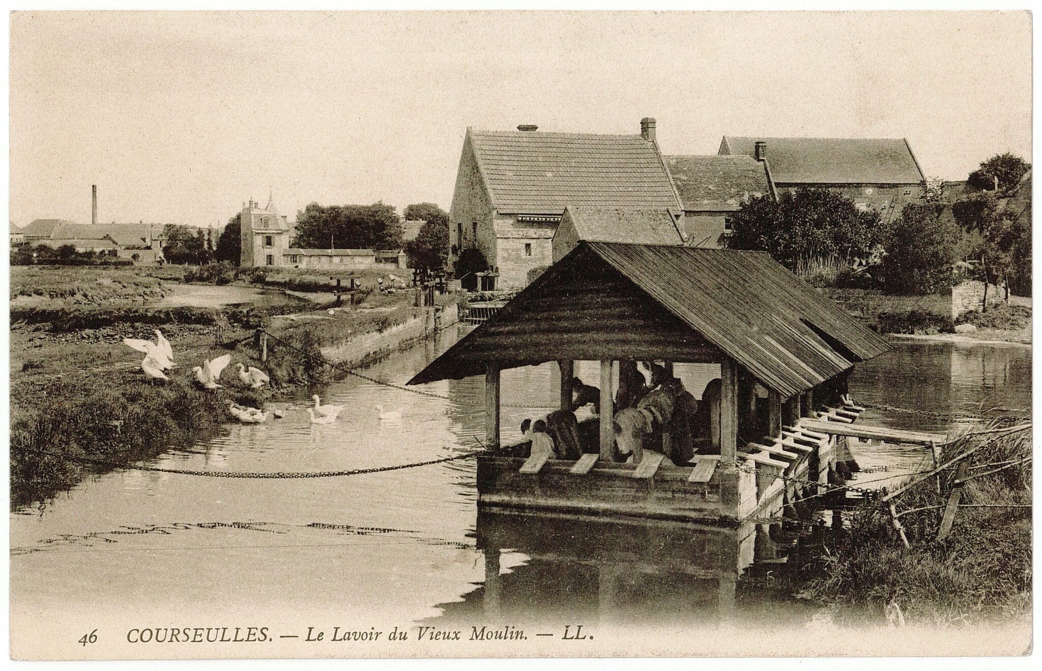 45 - Lavoir du vieux moulin - Château - Seulles - © Jean-Pierre Fritz